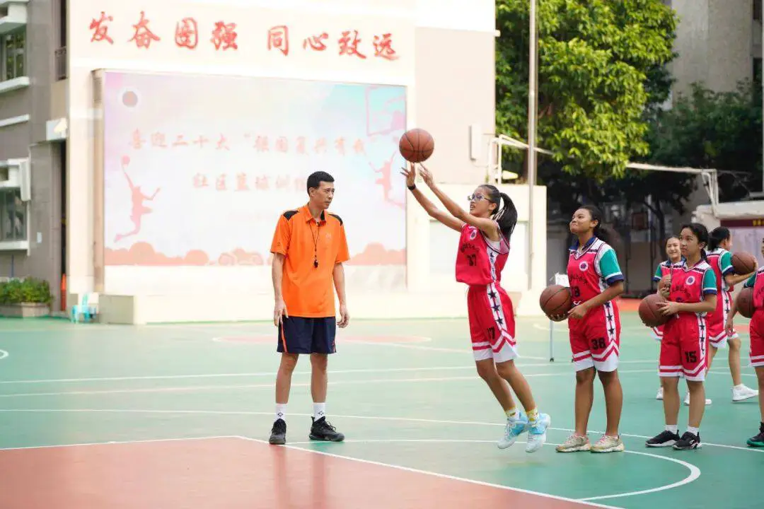 为什么控卫需要掌握多种进攻手段_2
